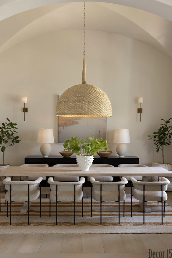 chic dining room style 2024